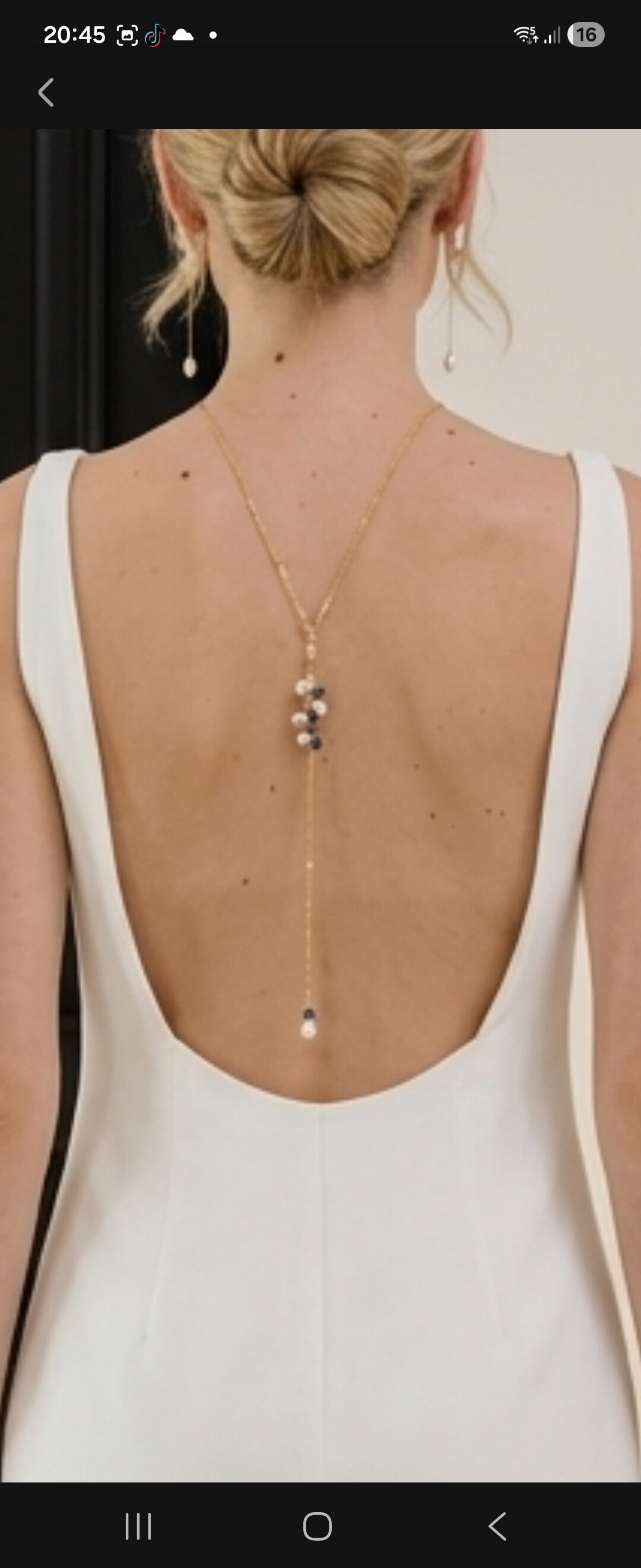 Collier de dos en pierres naturelles