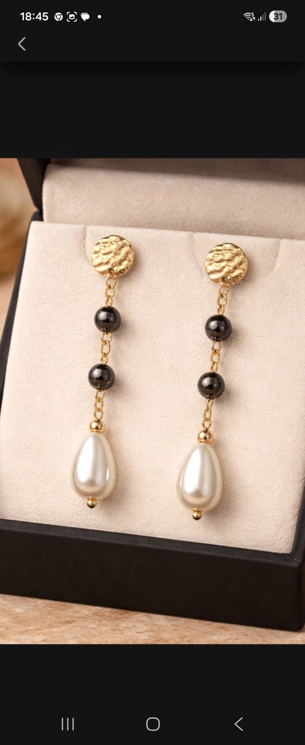 Boucles d’oreilles délicates en pierre naturelle et acier inoxydable doré