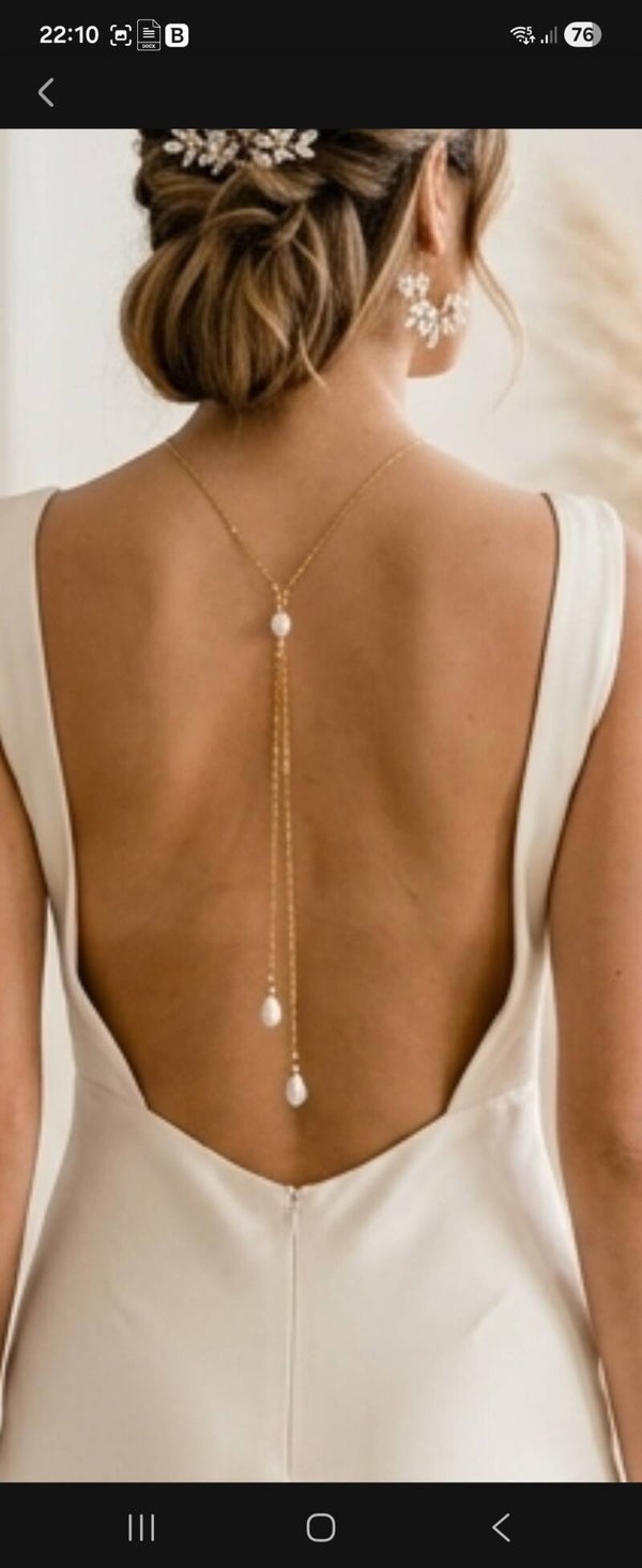 Collier de dos en perles de culture