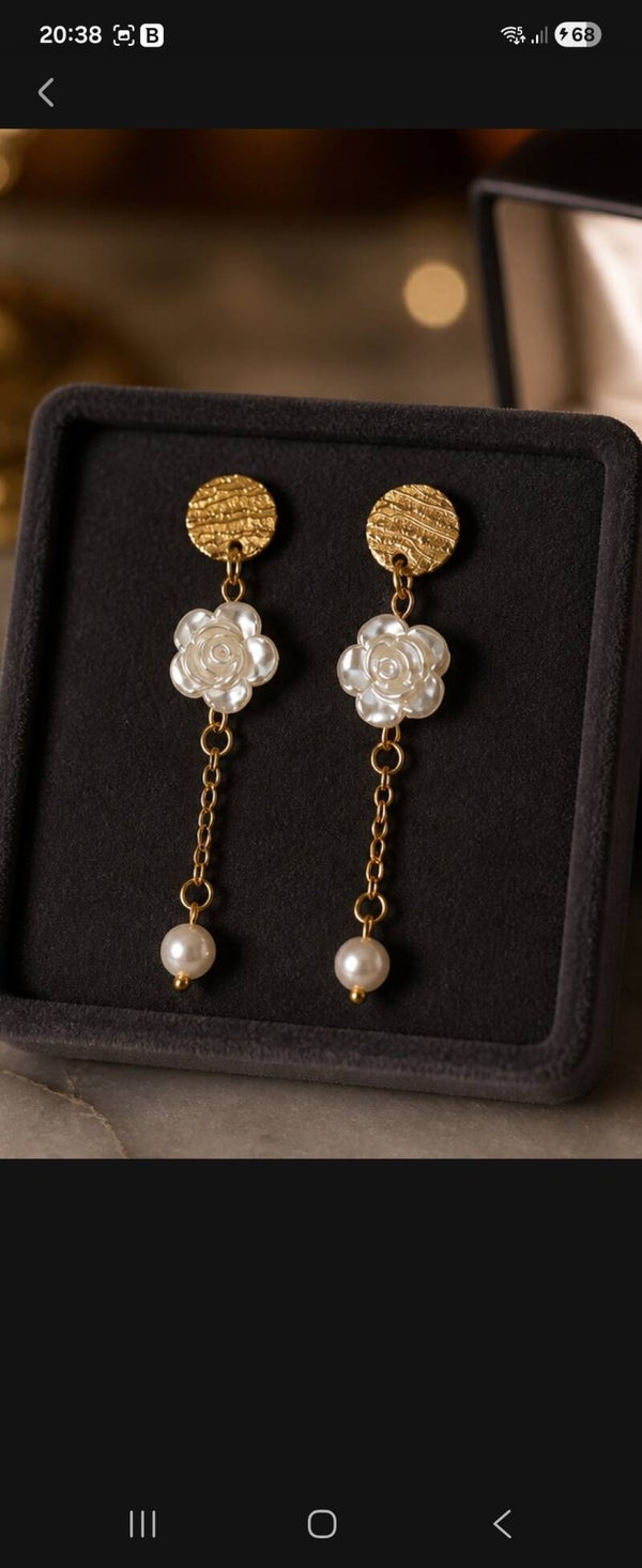 Boucles d’oreilles délicates en pierre naturelle et acier inoxydable doré