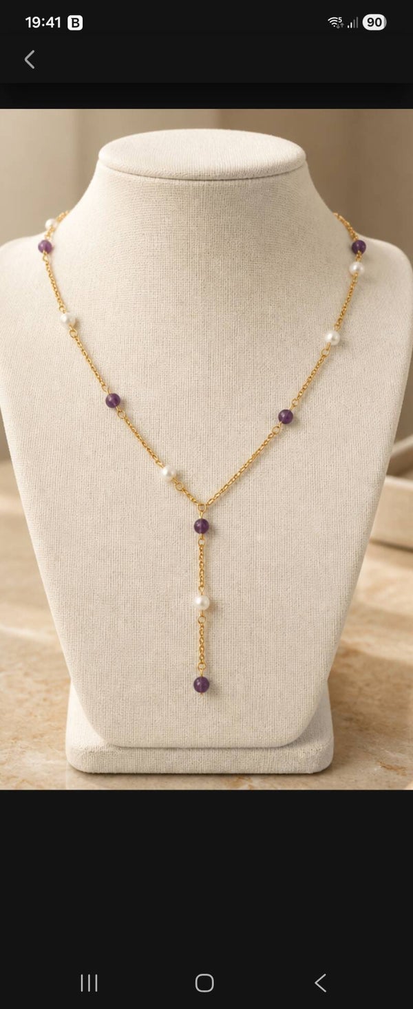 Collier en Y en améthyste et perle d'eau douce. – Élégance et raffinement