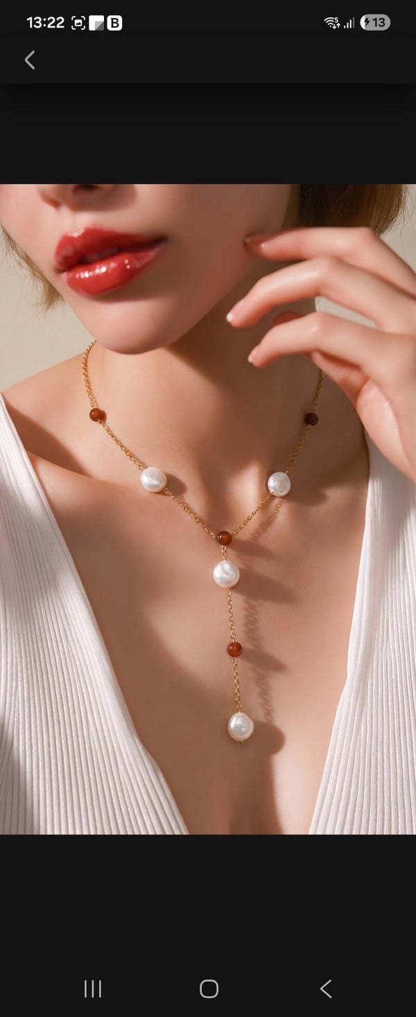Collier en Y et ses perles naturelles 🌹
