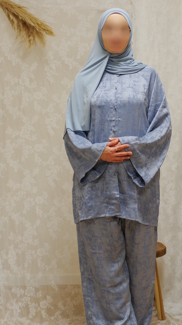 Satin Twinset - Baby blue