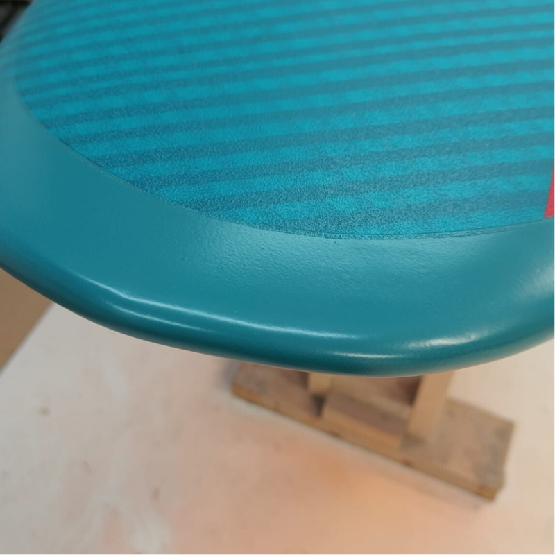windsurfboard reparatie repair freerider nose repair airbrush