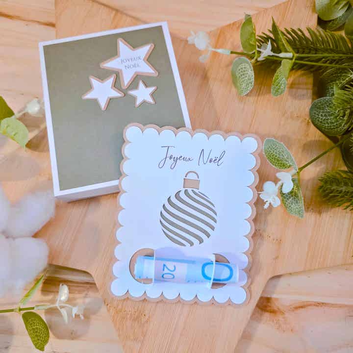 Carte à billet “Boule de Noël” – ensemble carte + boîte