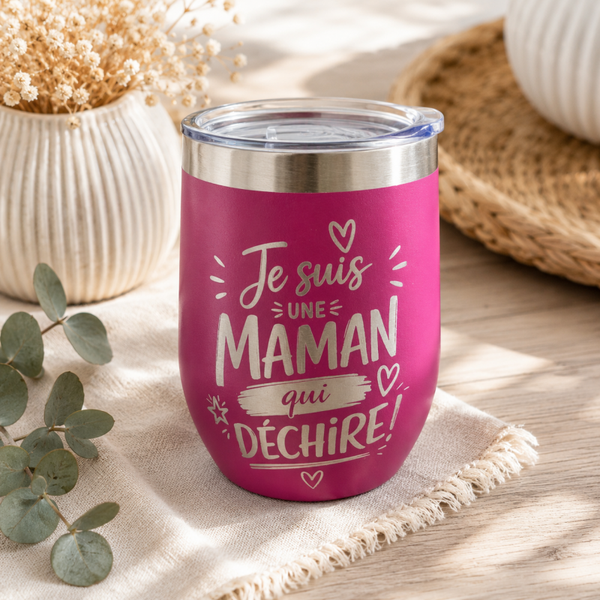 Mug gravé “Je suis une maman qui déchire !”