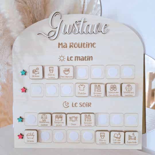 Plaque routine complète enfant personnalisable en bois – Organisation matin et soir