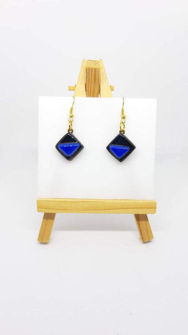 Oorhangers-glas-glasfusing-zwart-donkerblauw-1,4cm.