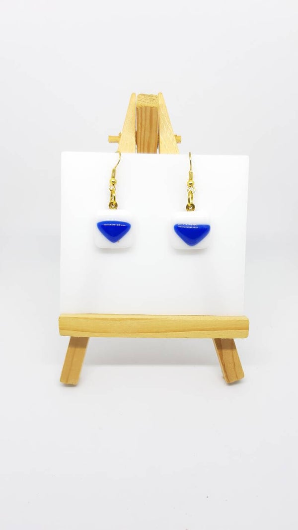 Oorhangers-glasfusing-blauw-wit-vierkant-