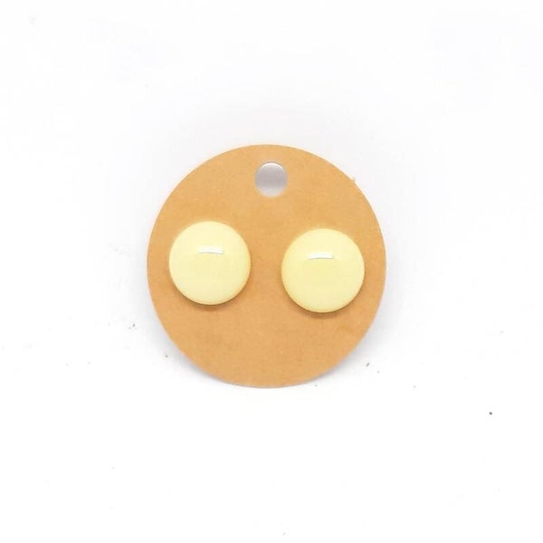 Oorstekers-dames-glas-glasfusing-ivoor-handgemaakt-10mm.