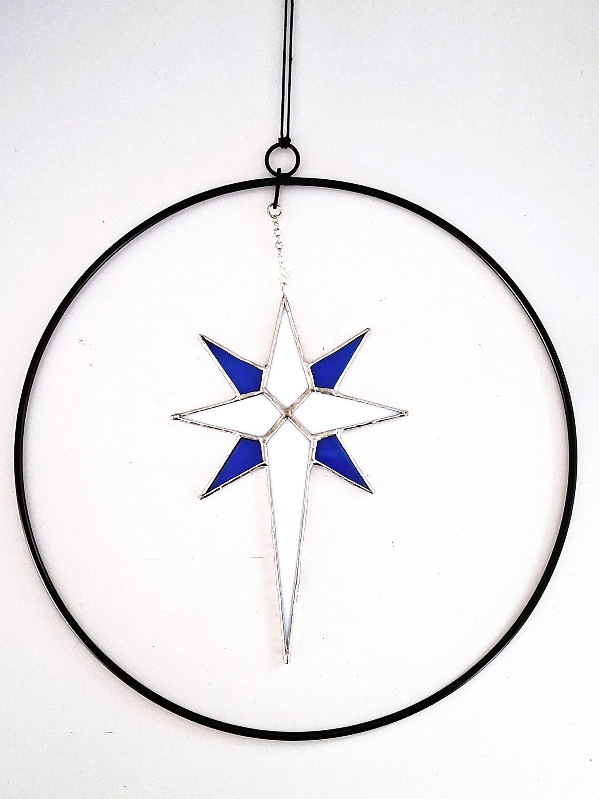 Handgemaakte Tiffany ster-Raamhanger-8 puntig-Blauw/Wit-Raamdecoratie-Handgemaakt 18cm.