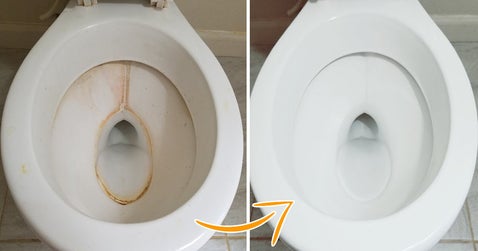 Toiletpot met hardnekkige kalkaanslag vóór en na ontkalken.