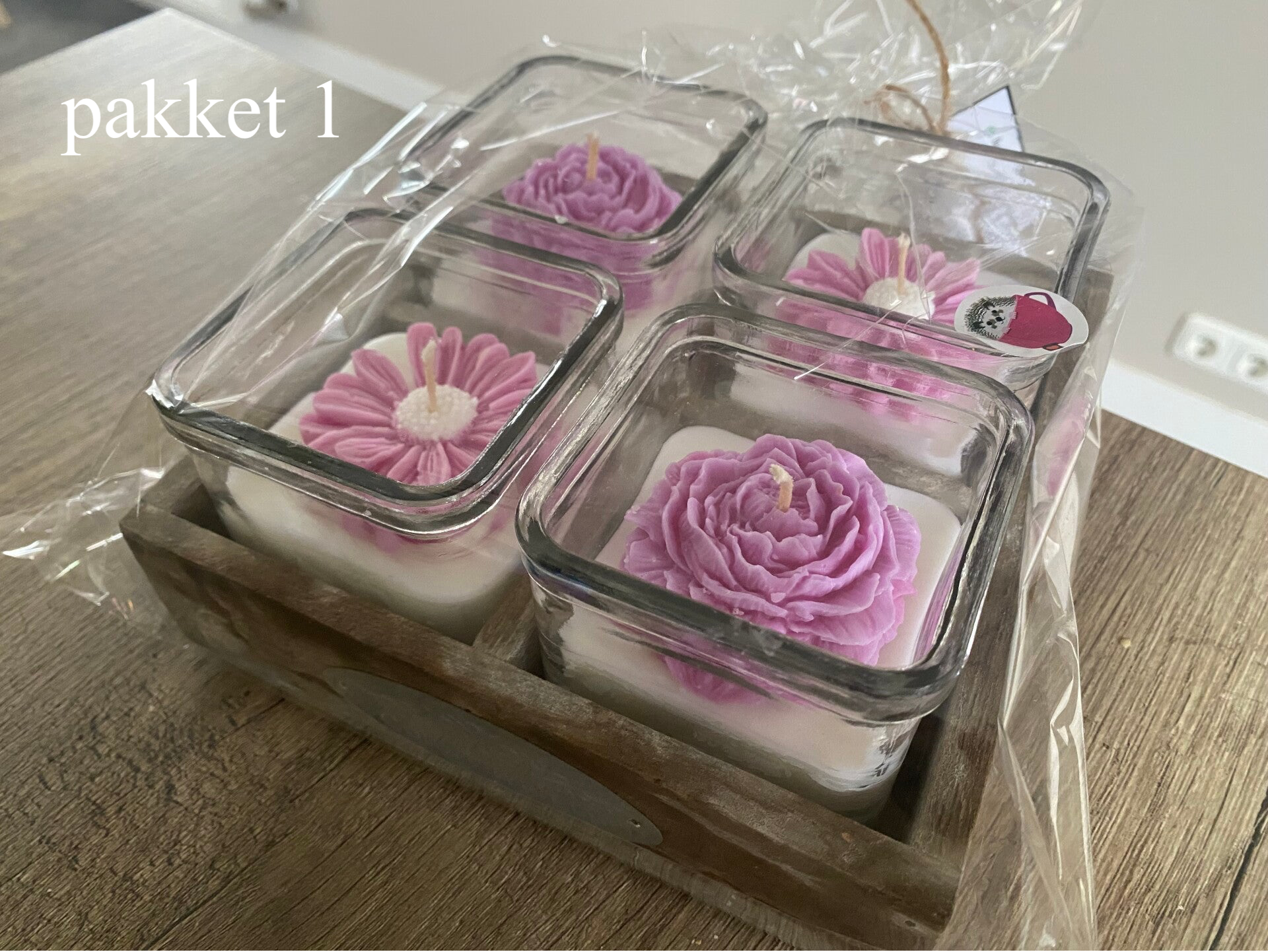 Cadeaupakket met kaarsje