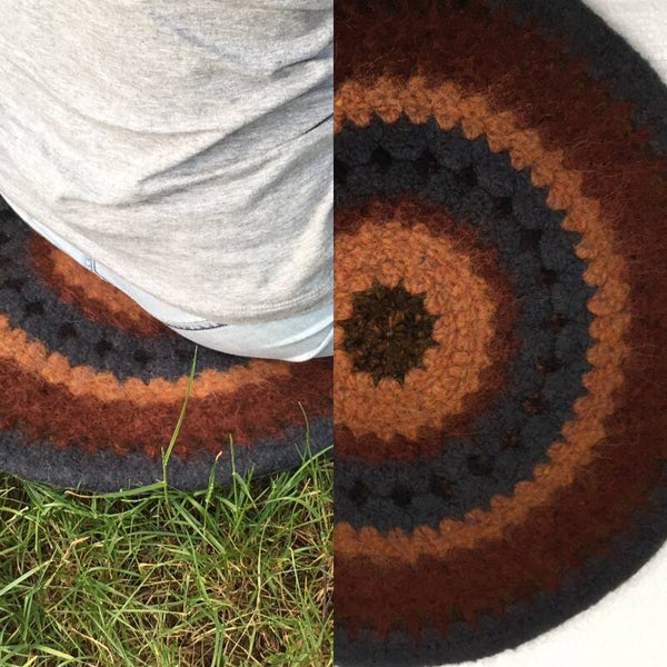 Seat, Sitting Mat - black/brown, waterproof