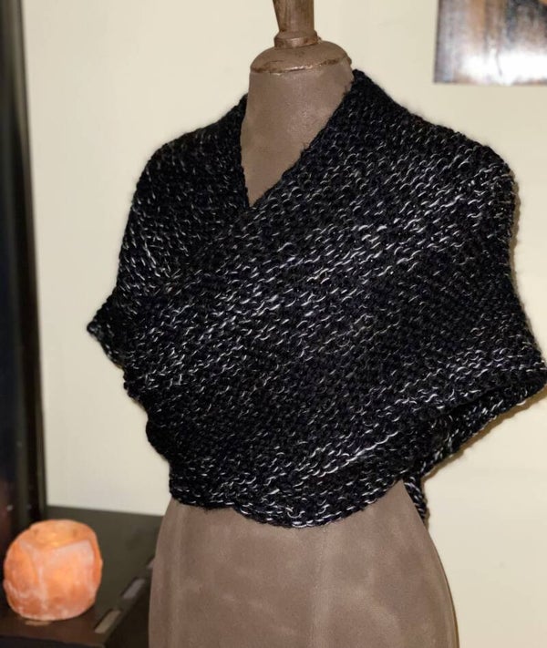 Claire's Shawl - Zwart m Grijstonen