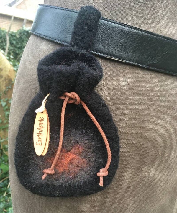 Pouch - Black w/ brown