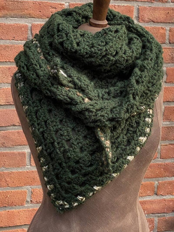 Chunky Hug - Bosgroen met klein randje, nul-wol