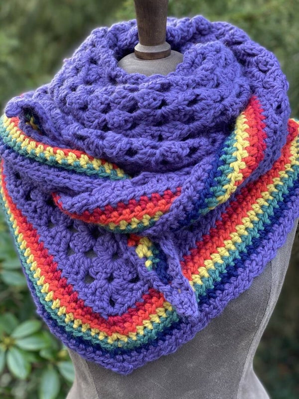 Hug - Paars met regenboog-rand