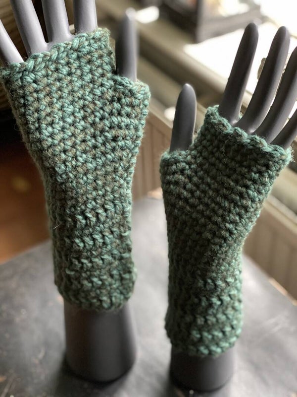 Mittens - Dark Green
