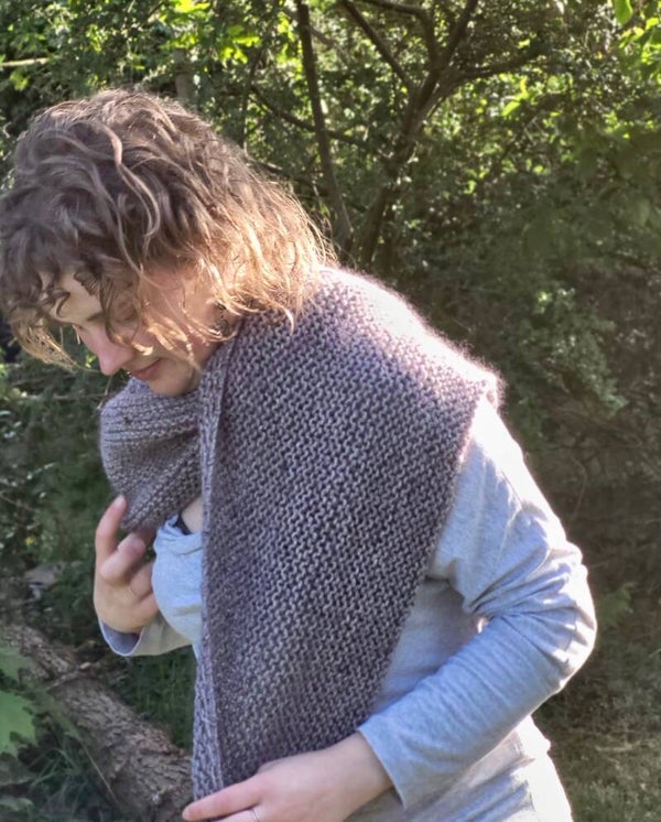 Soft Hug - Zacht lila. Met speld