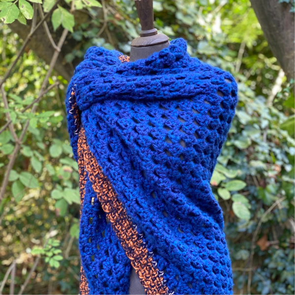 Big Hug - Koningsblauw m roestoranje / Royal Blue w rusty orange