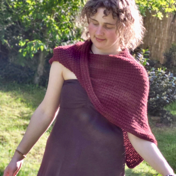 Møbius Hug - Wijnrood, 'cool wool'