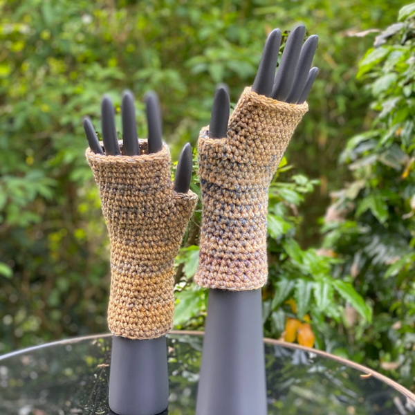 Mittens - Maïsgeel m kleurtjes / Corn-yellow w colors