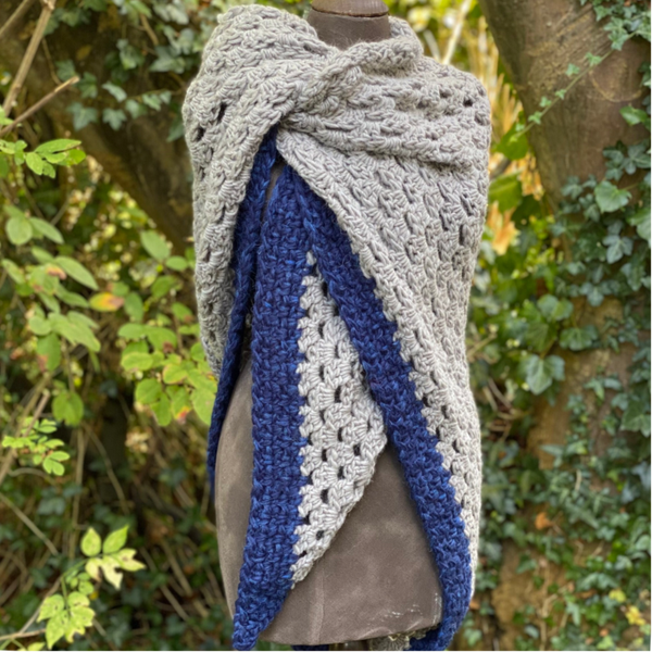 Big Hug - Zand-Blauw. Wol / Sand-Blue. Wool