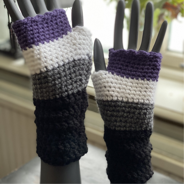 Polswarmers / Mittens - Asexual