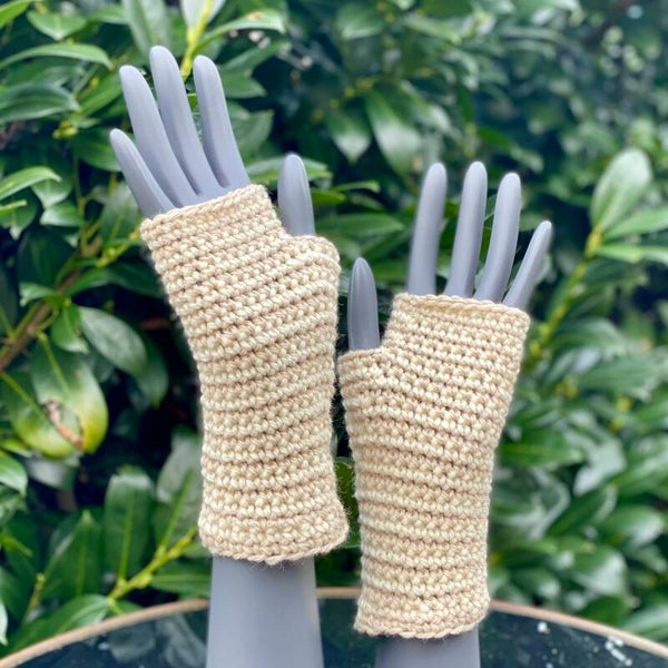 Mittens - Natuurstrepen / Offwhite stripes. Wol / Wool