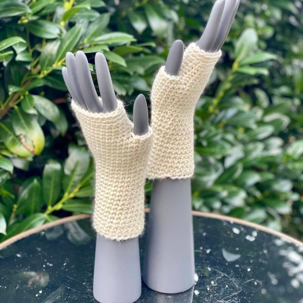Mittens - Natuurwit / Offwhite. Wol / Wool