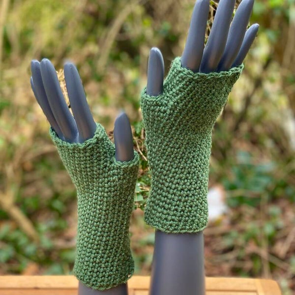 Mittens - Mat groen / Pale green. Wol / Wool