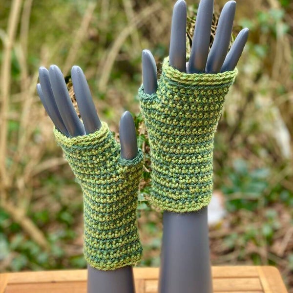 Mittens - Groene strepen / Green stripes. Wol / Wool