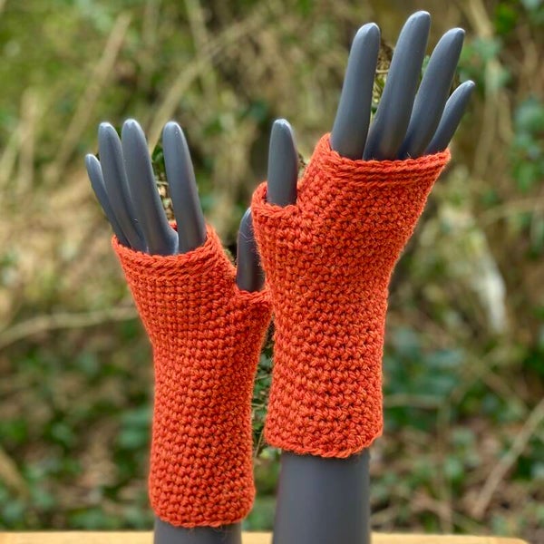Mittens - Roestbruin / Rusty Brown. Wol / Wool