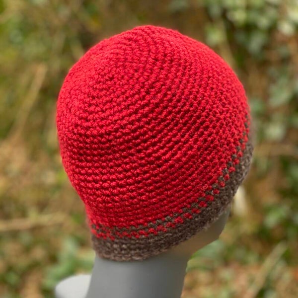 Birka Beanie - Donkerrood-bruin. Wol / Dark red-brown. Wool