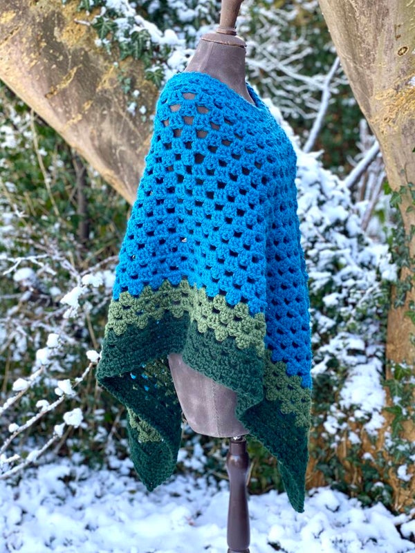 Poncho - Turquoise m groen-groene rand / Turqoise w green-green border