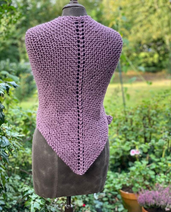 Hug - Lila, nul-wol / Lilac, no-wool. Incl. fibula (speld / pin)