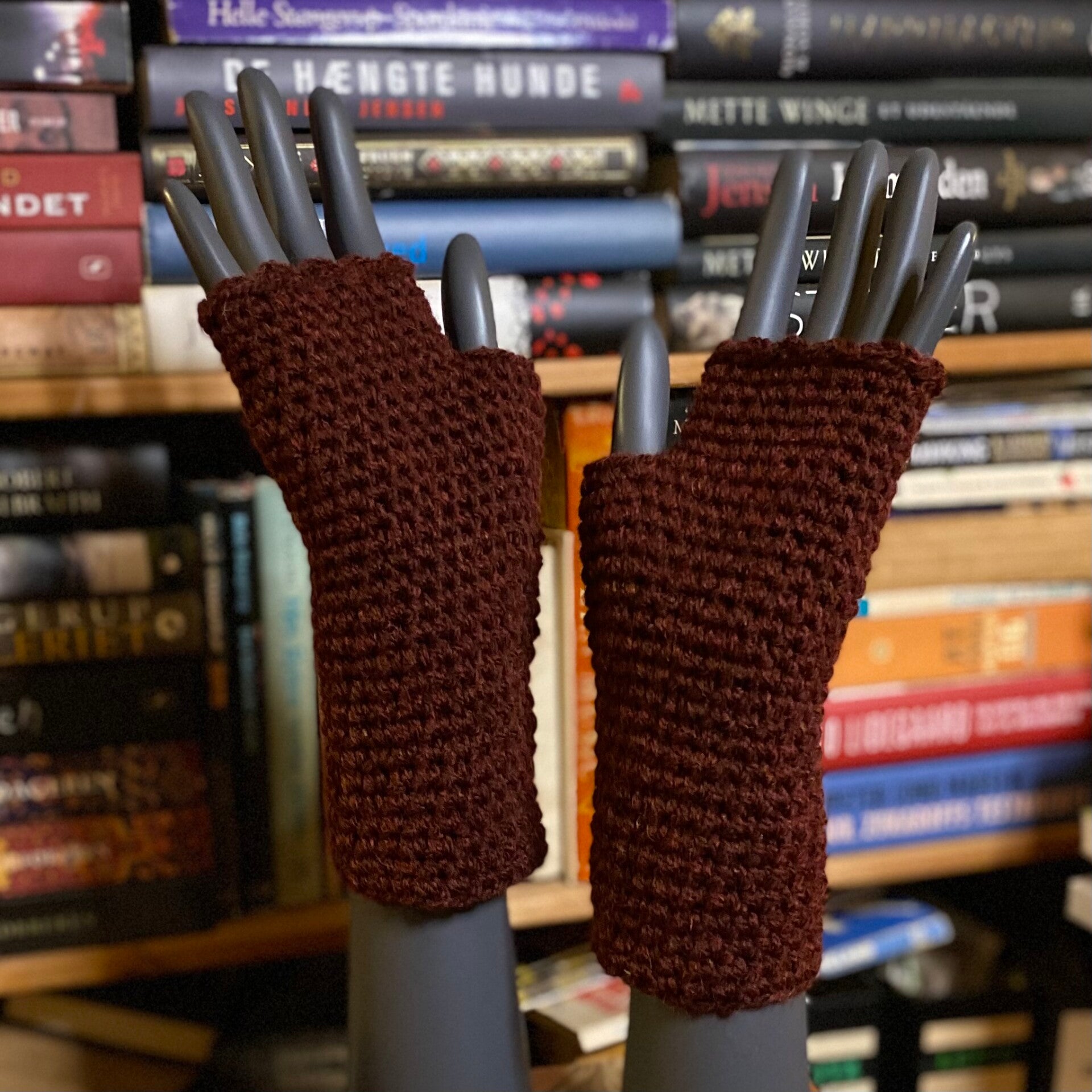 Mittens - diep roodbruin / deep redbrown