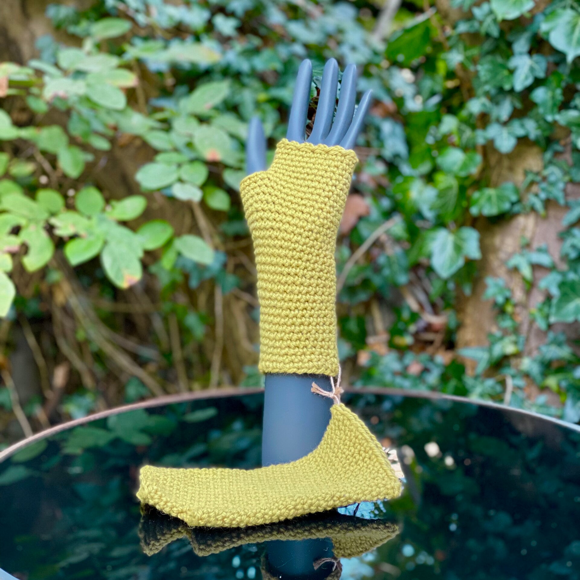 Mittens - Limegroen. Wol / Limegreen. Wool