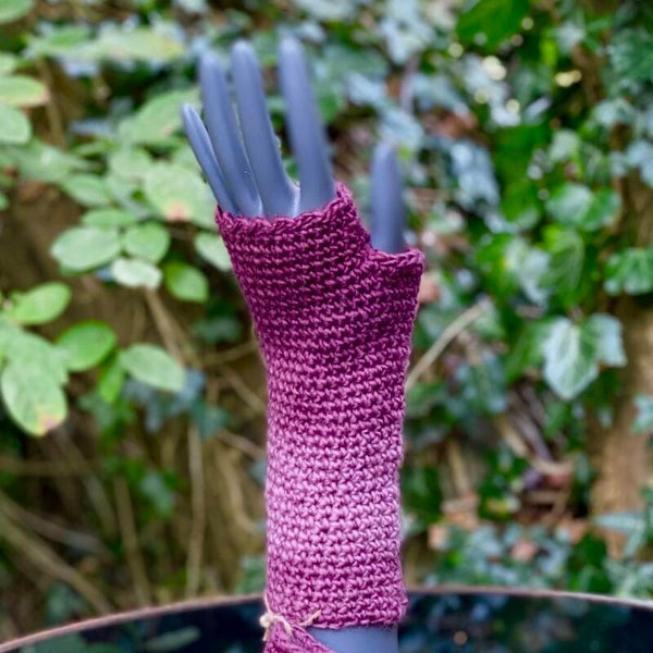 Mittens - Bordeaux. Wol / Bordeau. Wool