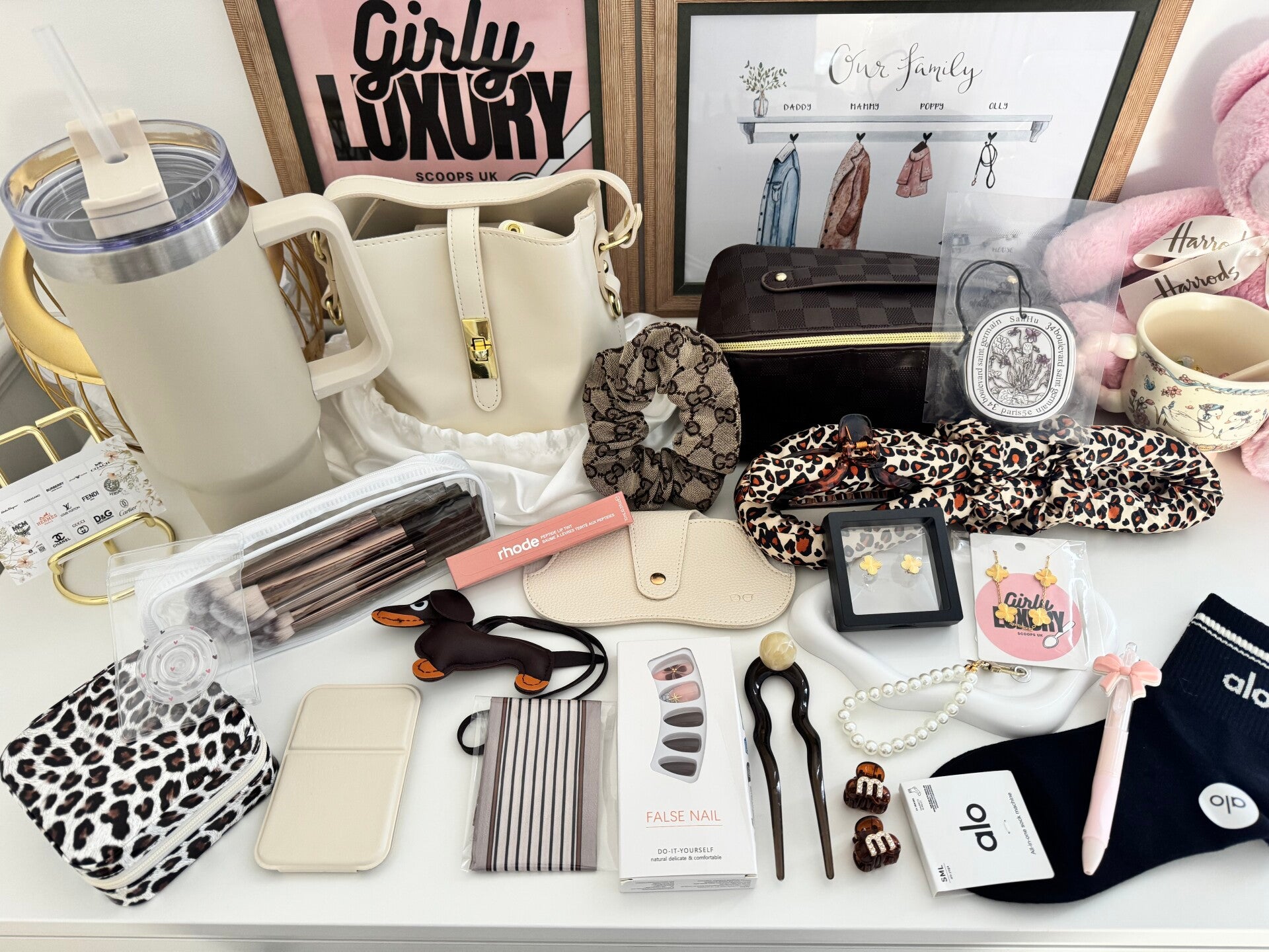 1 Bag, 1 Mystery Scoop