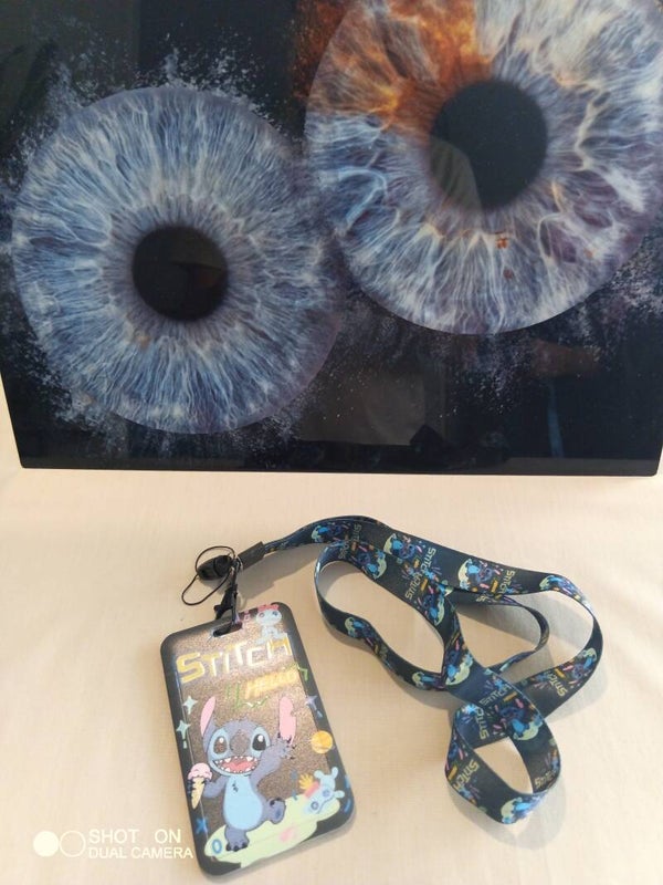 Porte badge stitch