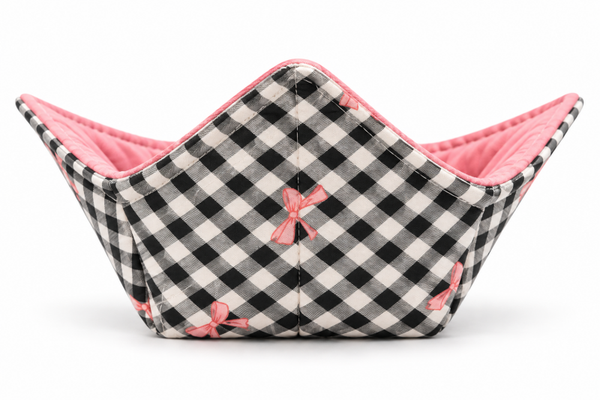 Checked bow cozy