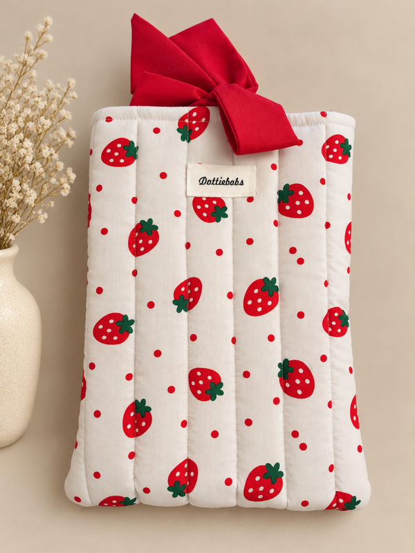 Strawberry sweetie Tablet/Book sleeve