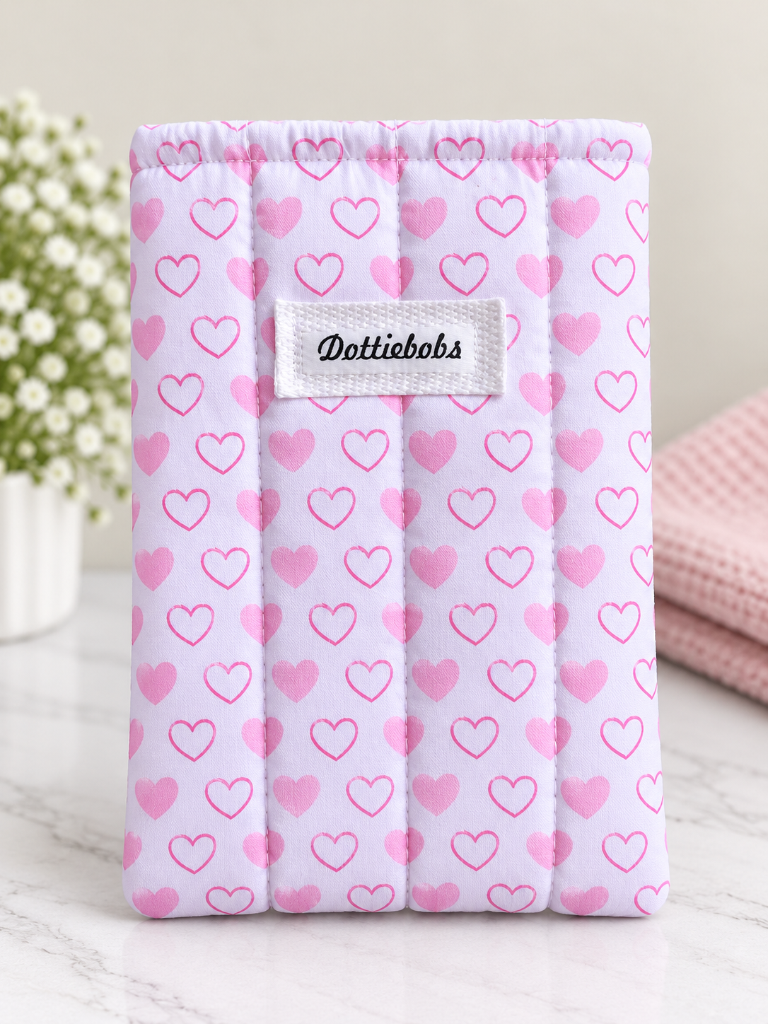 White heart Kindle sleeve