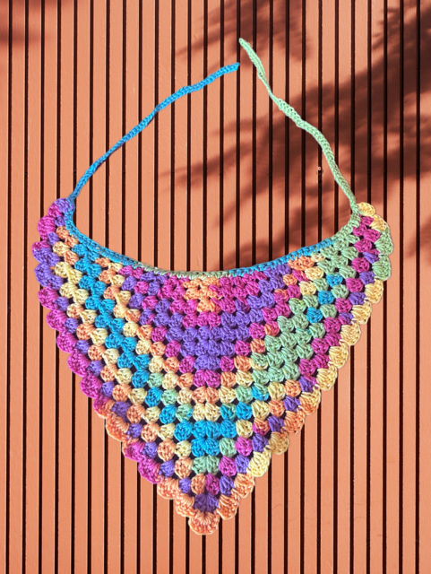 The Rainbow Bandana Size med/ lg