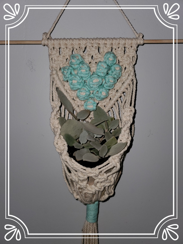Mini Plant Hanger with Heart