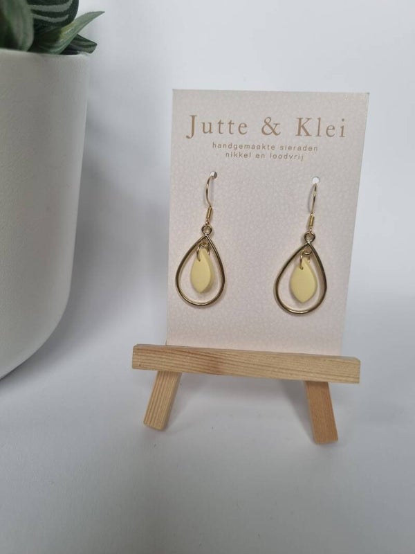 Hangertje geel druppeltje