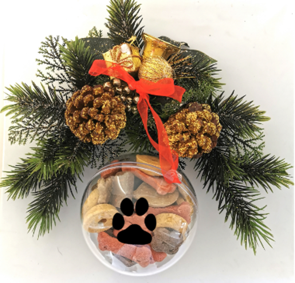 Kerstbal met poot opdruk en snacks