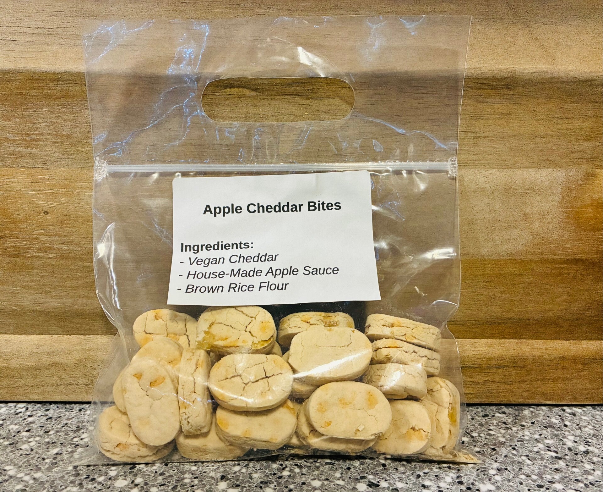 Apple Cheddar Bites